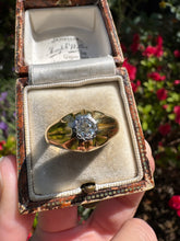 Load image into Gallery viewer, 18ct Gold Diamond Statement Ring