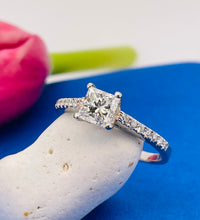 Load image into Gallery viewer, Square Cut Solitaire Diamond Ring in Platinum