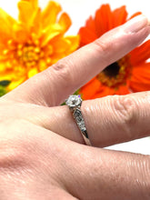 Load image into Gallery viewer, Stunning Art Deco Solitaire Diamond Ring