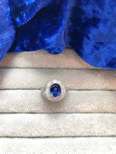 Load image into Gallery viewer, Blue Sapphire and Diamond Ring Set in Platinum