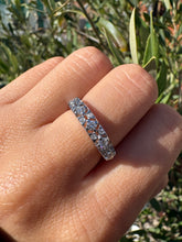 Load image into Gallery viewer, Diamond and Platinum Band Ring