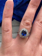 Load image into Gallery viewer, Blue Sapphire and Diamond Ring Set in Platinum