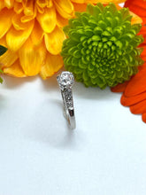 Load image into Gallery viewer, Stunning Art Deco Solitaire Diamond Ring