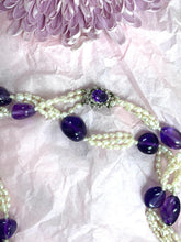 Load image into Gallery viewer, Exquisite Vintage Necklace Set in 9ct White Gold