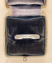 Load image into Gallery viewer, Diamond Set Band in Platinum