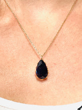 Load image into Gallery viewer, Garnet Pendant Set in 9ct Yellow Gold