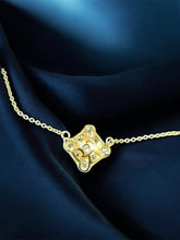 Load image into Gallery viewer, Elegant Fixed Diamond Pendant