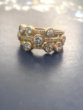 Load image into Gallery viewer, Dazzling Diamond Ring Set in 18ct Yellow Gold