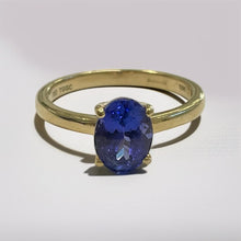 Load image into Gallery viewer, Tanzanite Solitaire in 18ct Yellow Gold