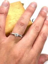 Load image into Gallery viewer, Original Diamond Solitaire Ring