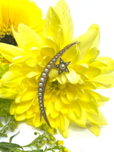 Load image into Gallery viewer, 15ct Yellow Gold Brooch