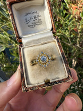 Load image into Gallery viewer, Antique 18ct Gold Diamond Cluster Ring