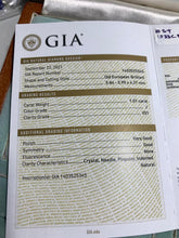 Load image into Gallery viewer, Stunning GIA Certified Diamond Ring in Platinum