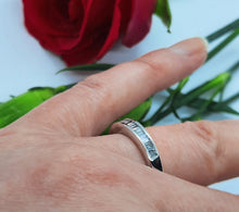 Load image into Gallery viewer, Diamond half ET ring