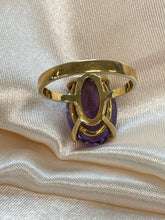 Load image into Gallery viewer, Stunning Amethyst Ring Set in 18ct Yellow Gold
