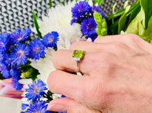 Load image into Gallery viewer, Peridot and Diamond Ring set in Platinum
