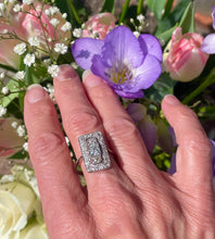 Load image into Gallery viewer, Vintage Art Deco Old Cut Diamond Plaque Ring in Platinum

