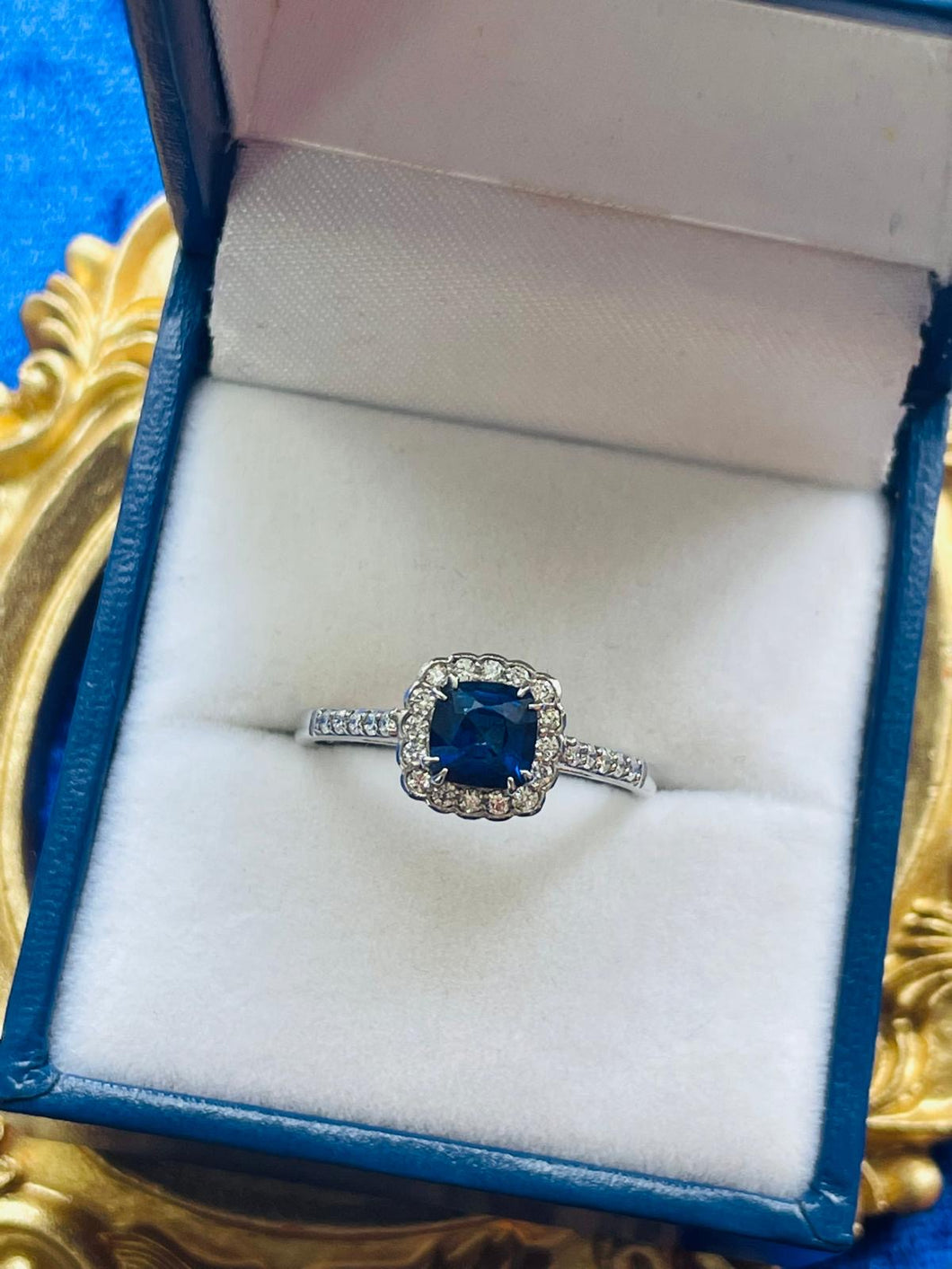 Blue Sapphire and Diamond Ring Set in Platinum