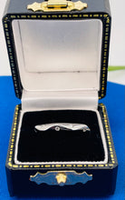 Load image into Gallery viewer, Diamond Band in Platinum
