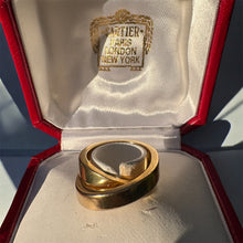 Load image into Gallery viewer, Rare Cartier Ring
