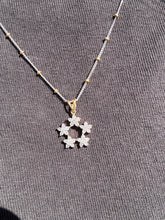 Load image into Gallery viewer, 0.50ct Diamond Floral Pendant Necklace in 18ct Gold
