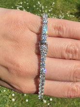 Load image into Gallery viewer, Platinum GIA Certified Diamond Tennis Bracelet – VS Clarity, G Colour
