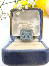 Load image into Gallery viewer, Stunning Aquamarine and Diamond Ring Set in Platinum
