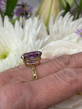 Load image into Gallery viewer, Stunning Amethyst Ring Set in 18ct Yellow Gold
