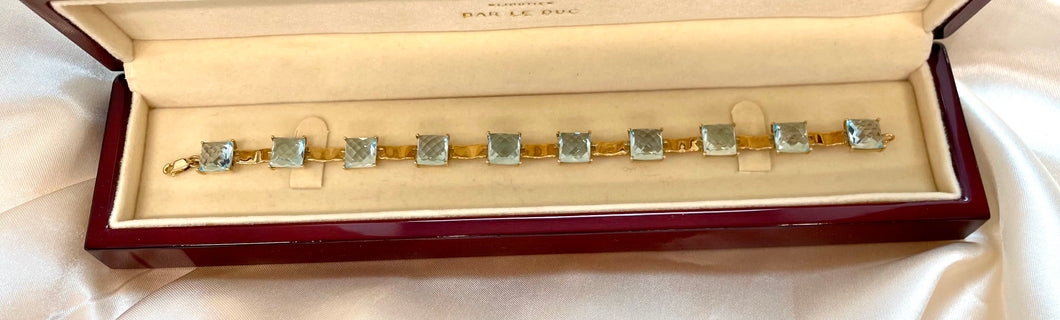 Briolette Cut Blue Topaz Bracelet in 9ct Yellow Gold