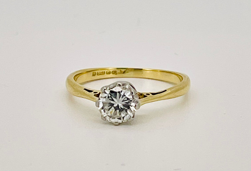 Solitaire Diamond Ring in 18ct Yellow Gold