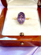 Load image into Gallery viewer, Stunning Amethyst Ring Set in 18ct Yellow Gold
