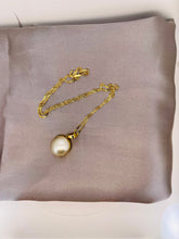 Load image into Gallery viewer, Mabé Pearl Pendant in 14ct Yellow Gold with Chain
