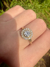 Load image into Gallery viewer, Vintage-Inspired 18ct Gold Diamond Cluster Ring
