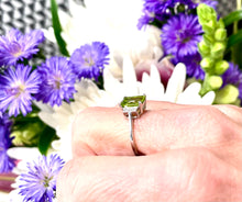 Load image into Gallery viewer, Peridot and Diamond Ring set in Platinum
