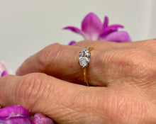 Load image into Gallery viewer, Fabulous 1ct Marquise Cut Solitaire Ring in 18ct Yellow Gold and Platinum
