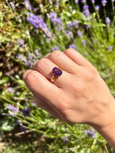Load image into Gallery viewer, 18ct Gold Amethyst Ring – 4.5ct Oval Amethyst
