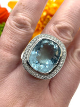 Load image into Gallery viewer, Aquamarine and Diamond Ring Set in Platinum
