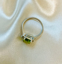 Load image into Gallery viewer, Peridot and Diamond Ring set in Platinum
