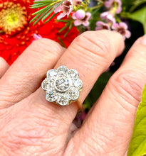 Load image into Gallery viewer, Diamond Daisy Cluster Ring
