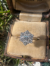 Load image into Gallery viewer, Diamond Flower Cluster Ring

