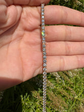 Load image into Gallery viewer, Diamond Tennis Bracelet in 18ct Gold
