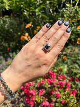Load image into Gallery viewer, Sapphire and Diamond Ring in 18ct Yellow Gold
