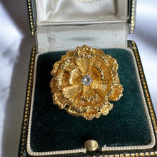 Load image into Gallery viewer, Statement Flower Ring
