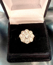 Load image into Gallery viewer, Diamond Daisy Cluster Ring
