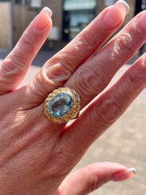 Load image into Gallery viewer, Mesmerising Aqua &amp; Diamond Ring in 18ct Gold
