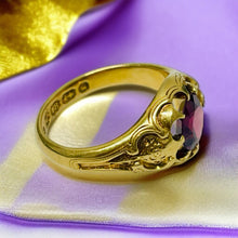 Load image into Gallery viewer, Antique Garnet Ring in 18ct Yellow Gold
