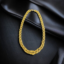 Load image into Gallery viewer, Gold Textured Link Necklace 18ct Yellow Gold
