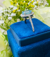 Load image into Gallery viewer, Stunning Aquamarine &amp; Diamond Ring in Platinum
